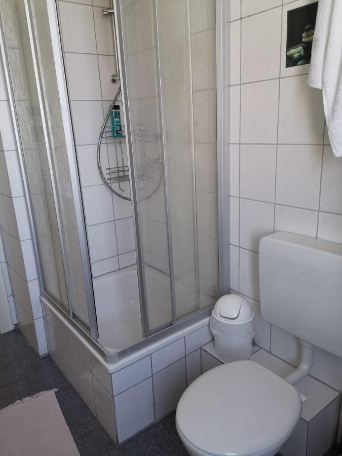 Harmonie Appartement Solingen Buitenkant foto